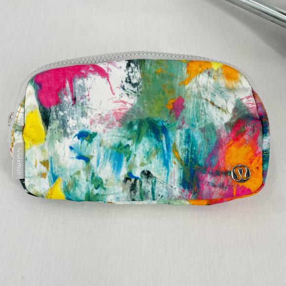 NEW Lululemon Belt Bag EBB No Limits White Multi Zip Pockets Longer Fit Strap 1L - Picture 2 of 13